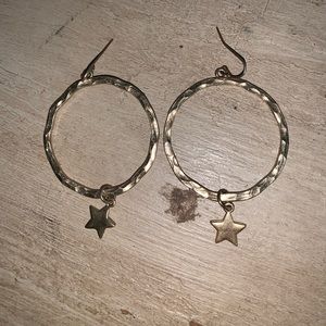 ⭐️Gold Star Hoop Earrings⭐️